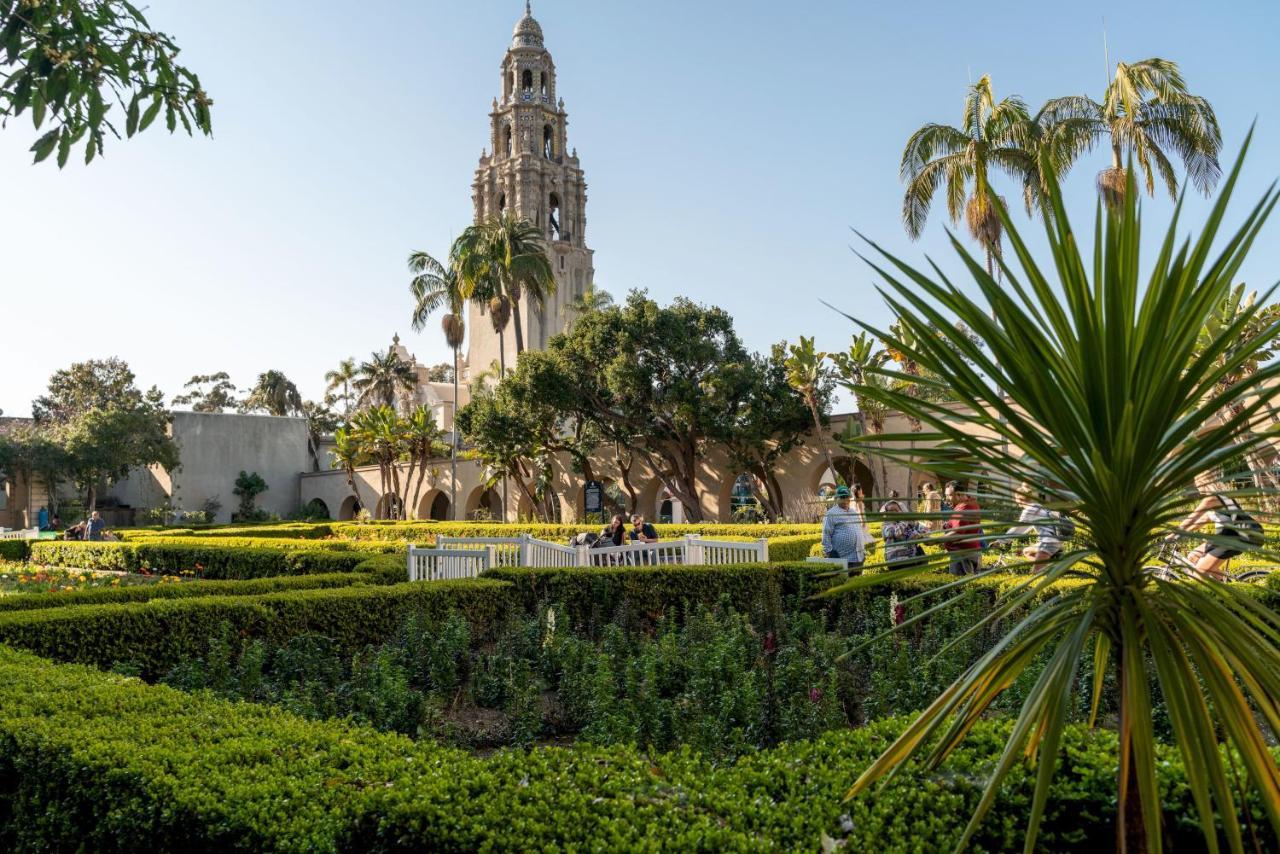 Viva San Diego Exterior photo